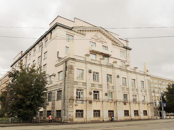 улица 8 Марта 62