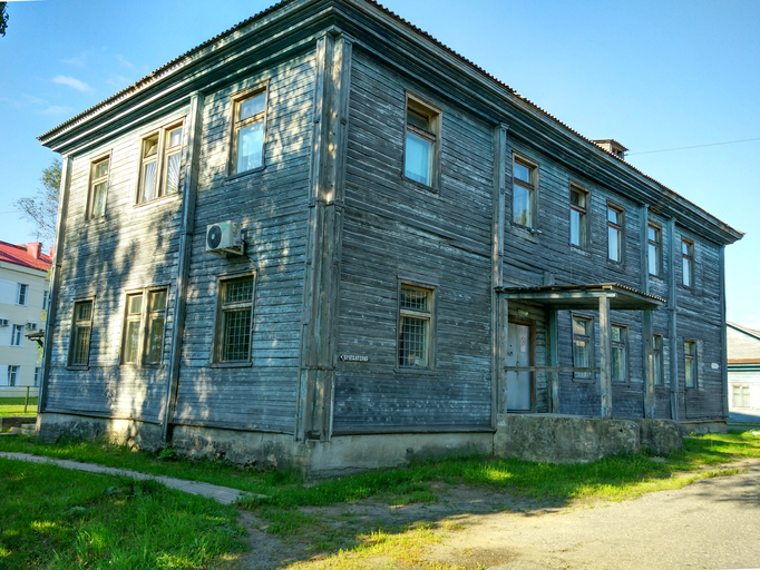 Земская уездная больница: аптека (Олонец)