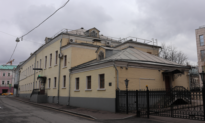 Флигель (Мещанский)