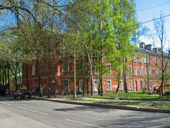 1-й служительский флигель (Кронштадт)