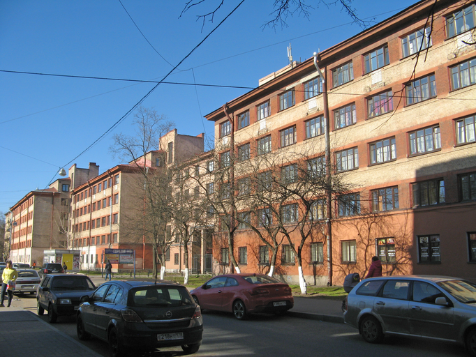 Парголовская улица 11 корпус 1, Жилой корпус