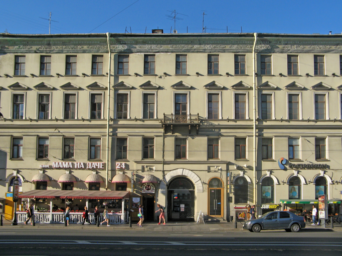 Доходный дом О.П. Кушелевой (с дворовыми корпусами)