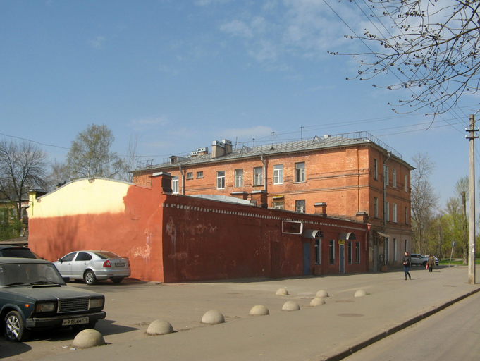 Здание Общества потребителей Адмиралтейских Ижорских заводов (Колпино)