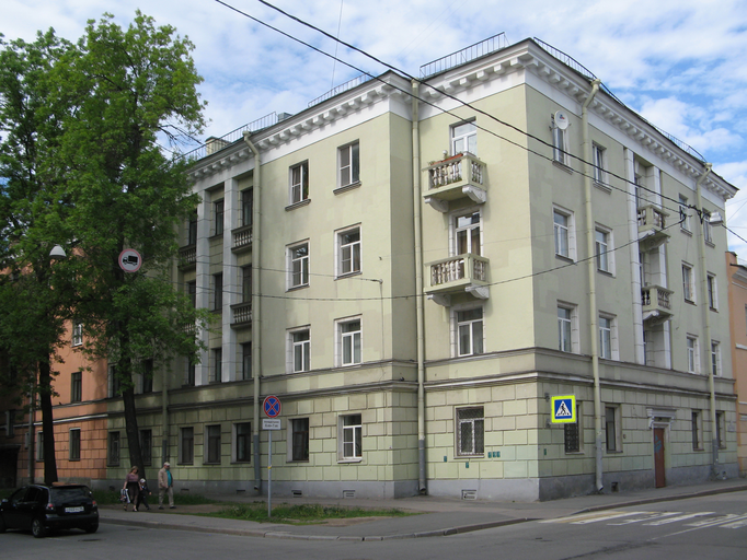 Балтийская улица 18