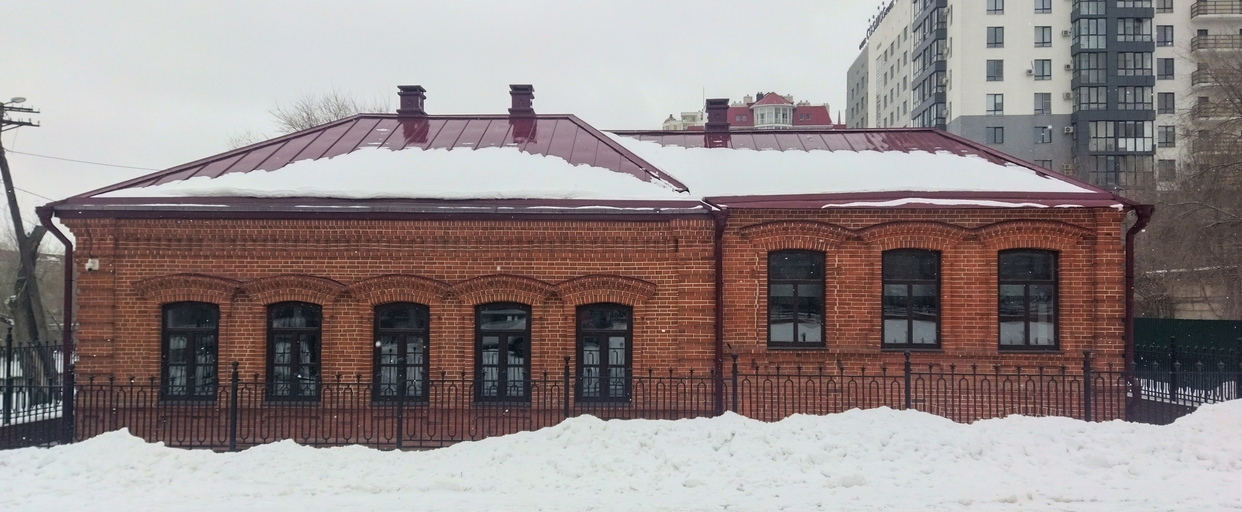 жилой дом (Невская, 1)