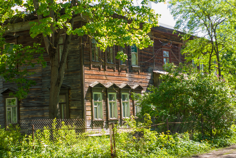 Парковая улица 6, Жилой дом