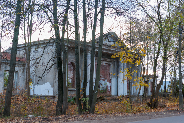 Руины училища (нач. XXв.)