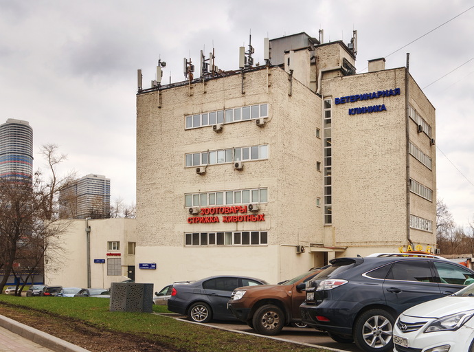 Общежитие рабочих ватной фабрики в Ростокине