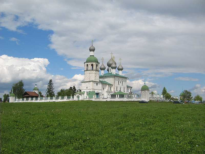 Храм Ильи Пророка в Засодимье (Ильинский Погост)