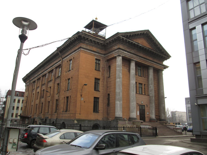 Церковь святителя Николая Чудотворца и св. мученицы царицы Александры при Путиловском заводе