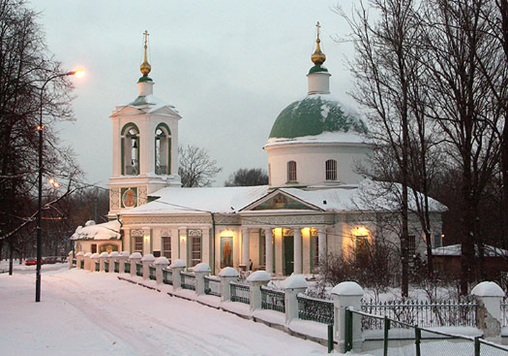 Храм Троицы Живоначальной на Воробьёвых горах