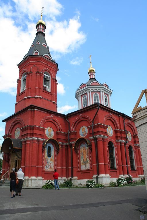 Храм во имя святых страстотерпцев Бориса и Глеба в Дегунине