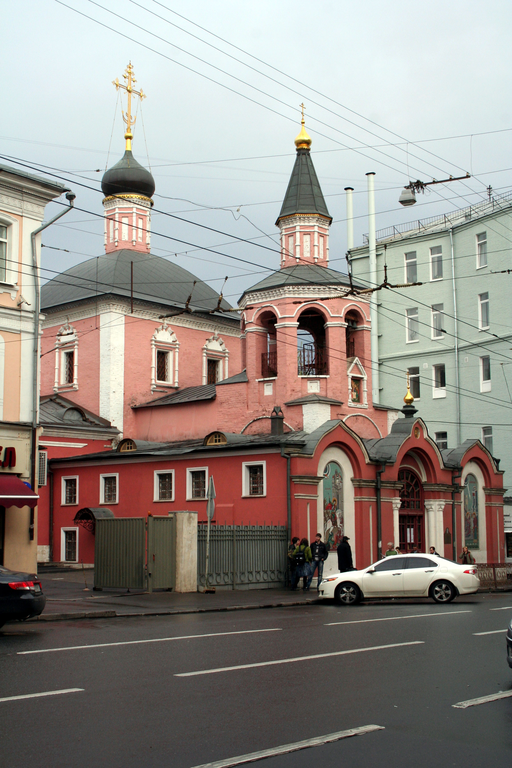 Храм великомученика Георгия Победоносца в Старых Лучниках