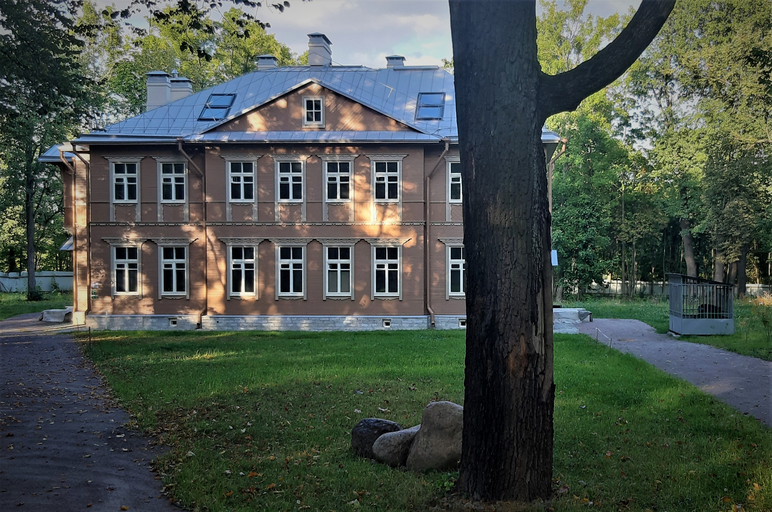 Дача М. Р. Ростовцевой